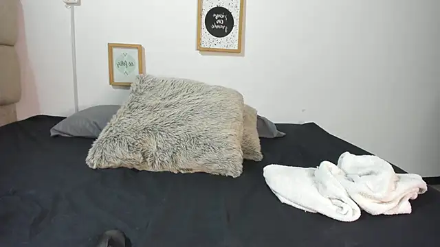 Latin Pleasures online show from December 2025 09:53:02 PM