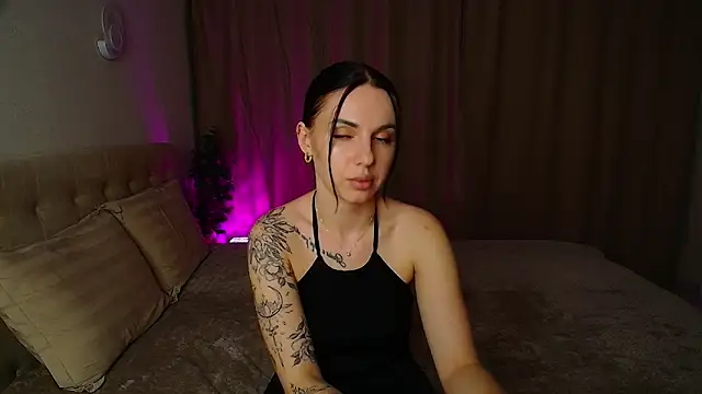 Poison inyour Mind   online show from November 2025 07:46:02 PM