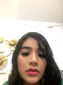 Snapshot of Emilycute18__ chatting on November 2025 08:08:02 PM Emilycute18 online show from November 2025 08:08:02 PM