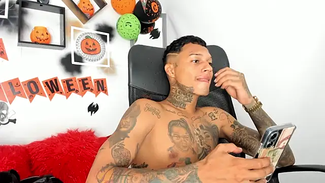 The boy dreams1 online show from October 2025 01:44:01 AM