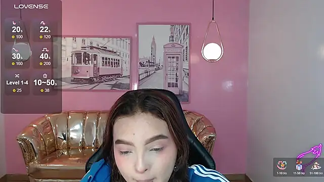 mia foster t online show from November 2025 12:48:01 PM