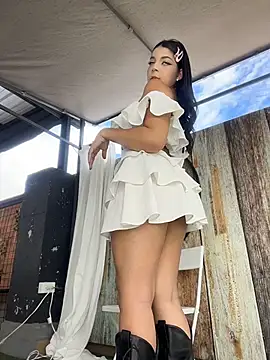 ArieliciousXXX online show from April 2026 01:14:01 PM