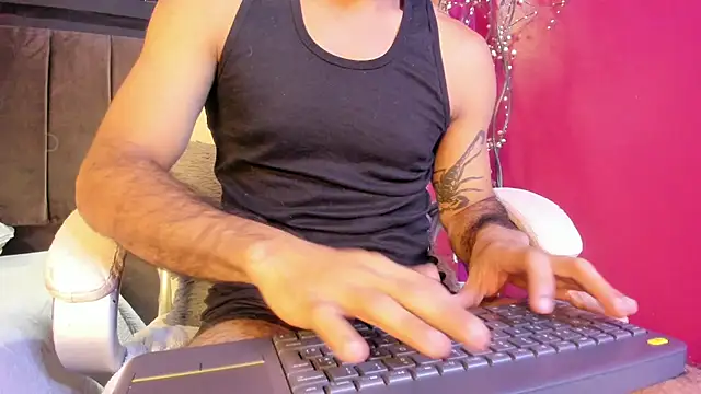 Lobo sex21 online show from October 2025 07:58:01 PM