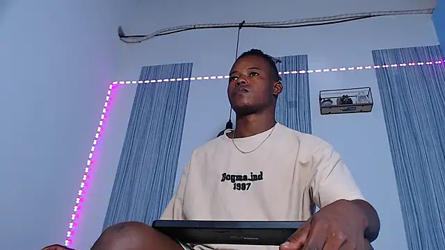 Dark stallionX online show from November 2025 07:19:02 PM