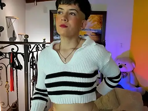 Zulyhenao online show from November 2025 03:27:02 AM