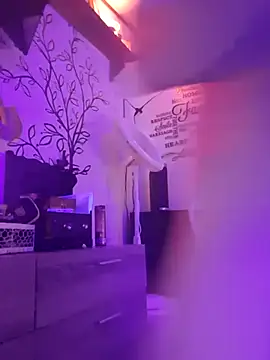 Snapshot of danielneal84 chatting on February 2026 12:41:02 AM danielneal84 online show from February 2026 12:41:02 AM