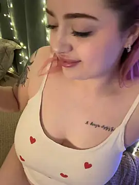 KellyMoors online show from February 2026 02:05:02 AM