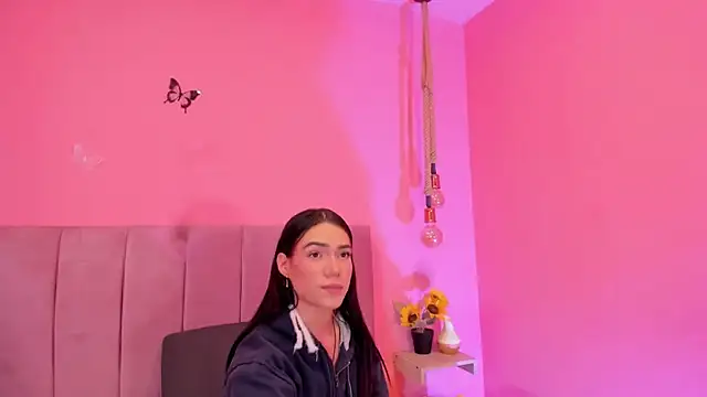 AlanaRosee   online show from October 2025 08:53:01 AM