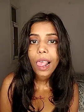 zoya your online show from October 2025 03:21:02 PM