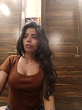 zoya your online show from April 2026 07:11:01 PM