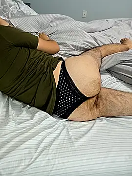 Javier222333 online show from October 2025 11:45:02 PM