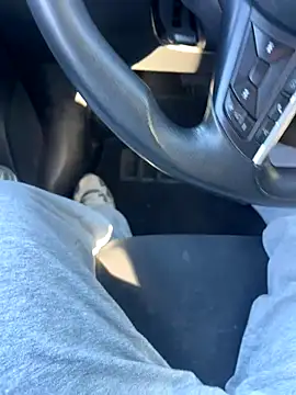 Snapshot of ayrtonmen chatting on October 2025 02:52:01 PM ayrtonmen online show from October 2025 02:52:01 PM