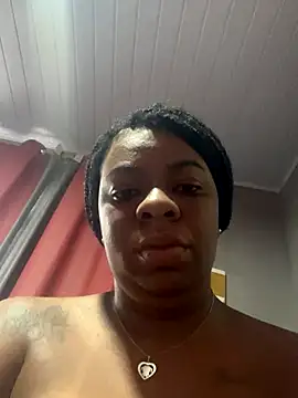 Priihmedeiros online show from October 2025 09:54:02 AM