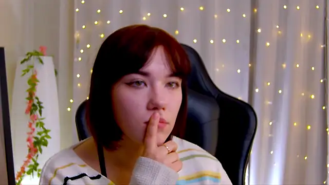 Kelly foox online show from October 2025 09:08:01 AM