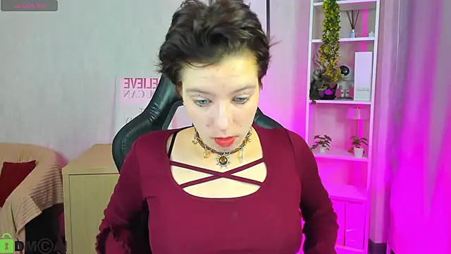 Sara Frayer online show from November 2025 12:57:02 AM