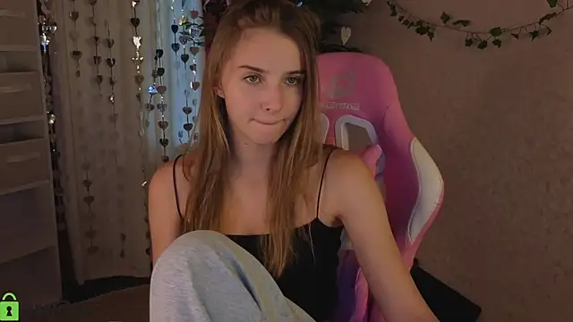 L1na Reeds online show from March 2026 01:16:02 AM