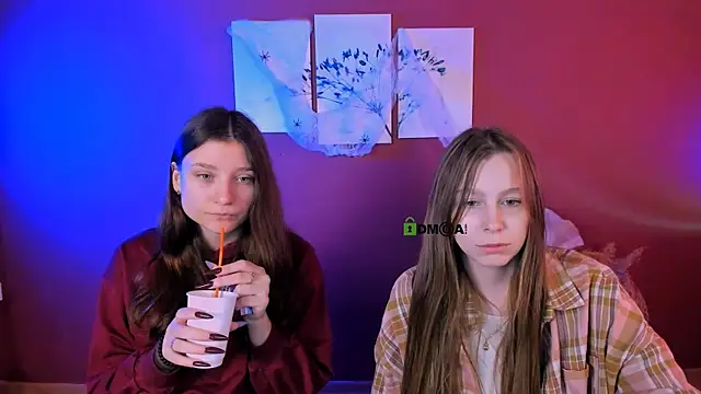 esme moore  online show from October 2025 09:55:02 AM