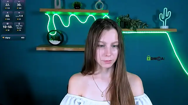 esme moore  online show from November 2025 12:16:01 PM