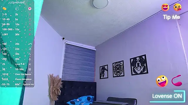 Nikki Vesper online show from April 2026 04:21:02 AM