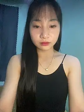Snapshot of banlinh004 chatting on July 2026 03:51:02 PM banlinh004 online show from July 2026 03:51:02 PM