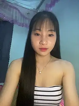 Snapshot of banlinh004 chatting on July 2026 02:41:02 PM banlinh004 online show from July 2026 02:41:02 PM