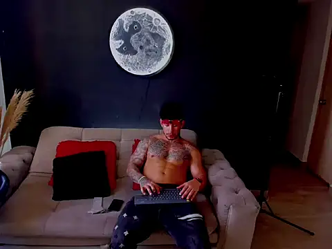 Dammianmiller online show from July 2026 02:29:01 PM