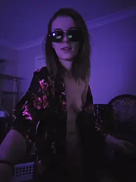 lonely Cosplay chick online show from November 2025 05:01:02 PM