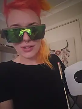 lonely Cosplay chick online show from January 2026 09:00:01 AM