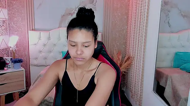 AriaVega online show from March 2026 11:37:01 AM