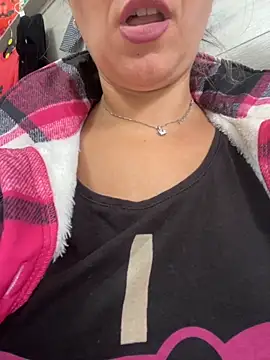 Daiana Andra online show from October 2025 08:15:02 AM