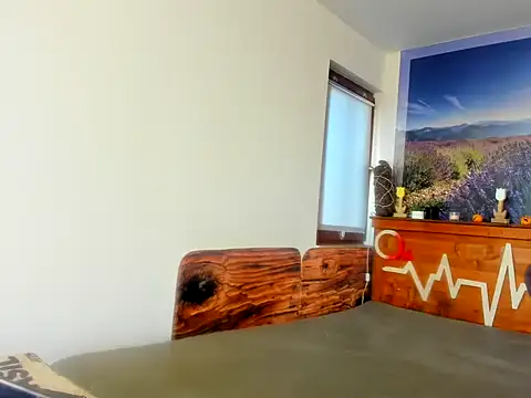 anissawhitenss online show from October 2025 08:00:02 AM