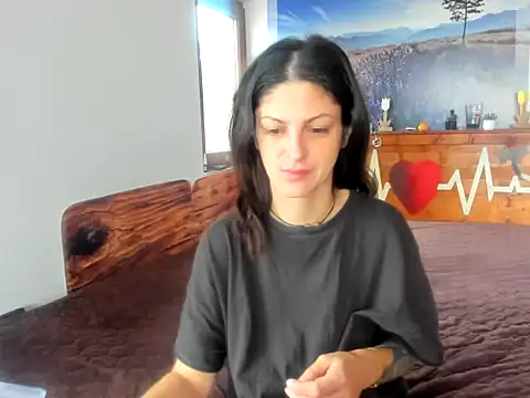 anissawhitenss online show from November 2025 07:29:02 AM