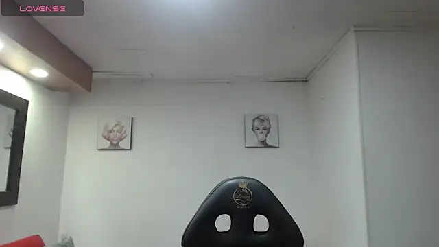 Snapshot of Andy_Eagleton_20_ chatting on April 2026 03:21:02 AM Andy Eagleton 20 online show from April 2026 03:21:02 AM