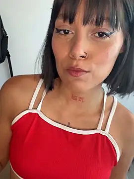 Qadeshoficial online show from November 2025 08:42:02 PM