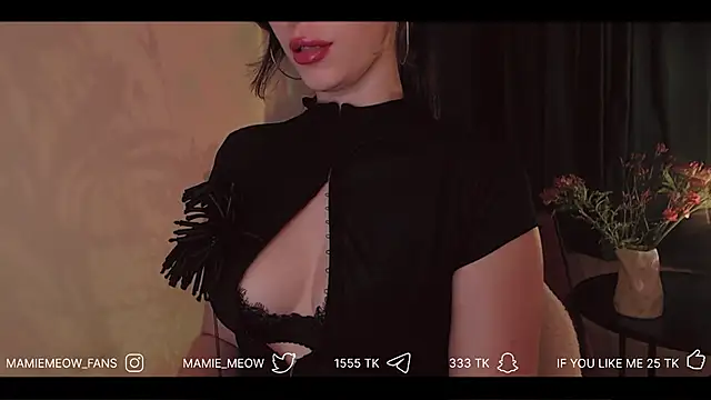 Mamiemeow online show from April 2026 03:31:02 PM