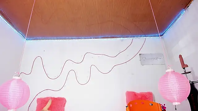 Snapshot of shannon_kinne_ chatting on November 2025 12:49:01 PM shannon kinne online show from November 2025 12:49:01 PM