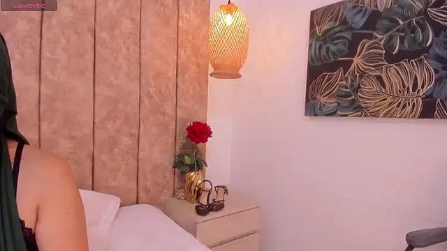  alishaa c online show from January 2026 02:25:02 AM