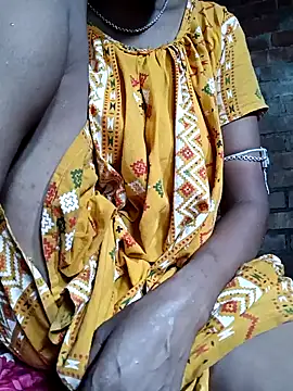 Snapshot of Hotty-romi3 chatting on October 2025 04:55:01 AM Hotty-romi3 online show from October 2025 04:55:01 AM