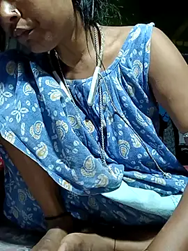 Snapshot of Hotty-romi3 chatting on October 2025 03:45:01 PM Hotty-romi3 online show from October 2025 03:45:01 PM
