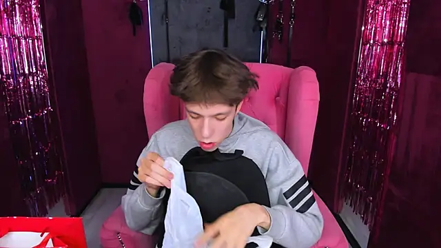 MarkBranston online show from December 2025 01:29:02 PM