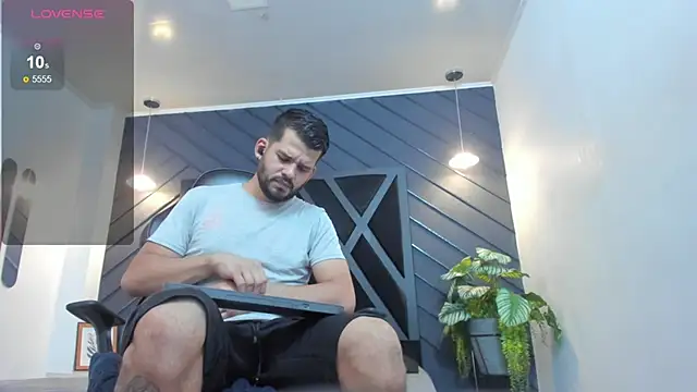 Anthony donati  online show from October 2025 11:16:01 PM