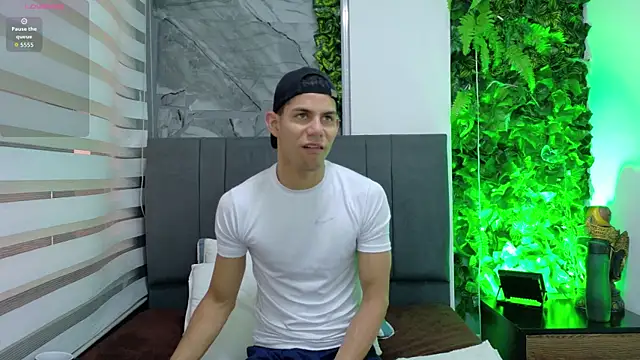 samirscott online show from April 2026 12:32:02 PM