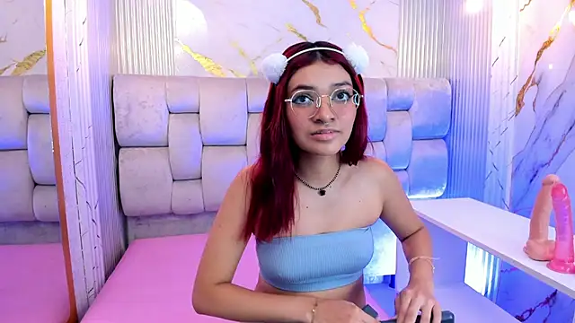 KiraRuby online show from October 2025 02:11:02 AM