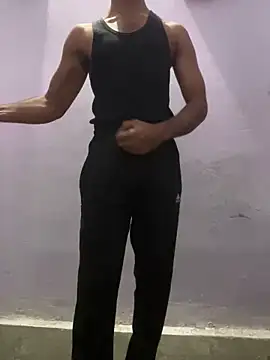 Snapshot of OooYessboyy chatting on October 2025 06:28:02 PM OooYessboyy online show from October 2025 06:28:02 PM