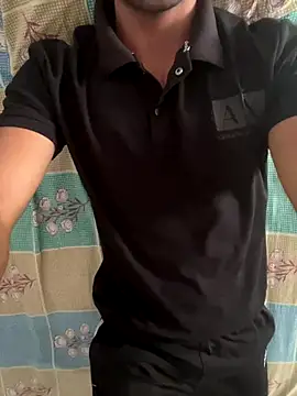 Snapshot of OooYessboyy chatting on October 2025 12:03:02 PM OooYessboyy online show from October 2025 12:03:02 PM