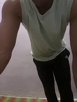 Snapshot of OooYessboyy chatting on November 2025 06:07:02 PM OooYessboyy online show from November 2025 06:07:02 PM