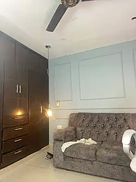 Rose monroee online show from January 2026 08:14:01 PM