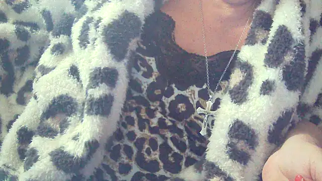 Playful MILF Demi online show from February 2026 11:07:01 AM