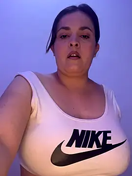 Snapshot of Anyhot_latina chatting on November 2025 11:37:01 PM Anyhot latina online show from November 2025 11:37:01 PM