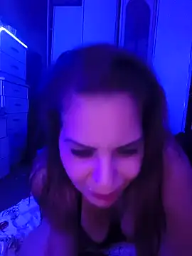 KRISZTIN1987 online show from October 2025 06:30:02 PM